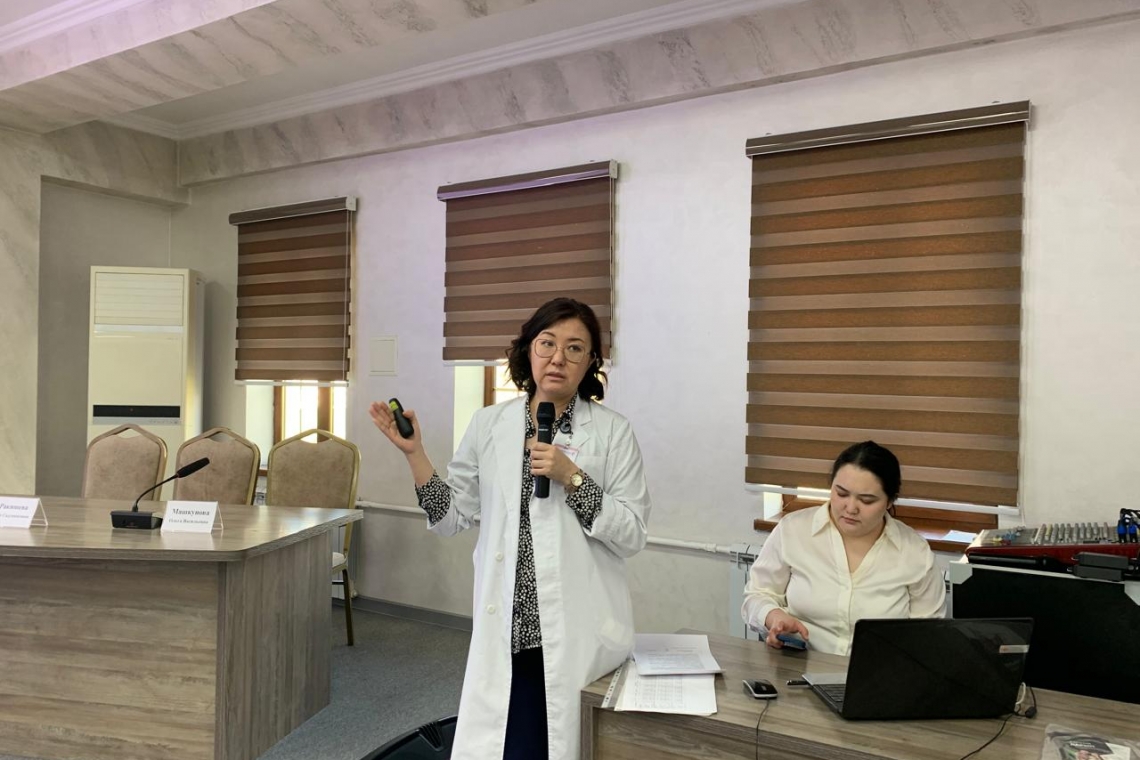 Кардиология және ішкі аурулар ғылыми-зерттеу институтында «ГИБП-мен аутоиммунды ауруларды емдеудің тиімділігі мен инфекциялық қауіпсіздігінің өзекті аспектілері» шеберлік класы өтті